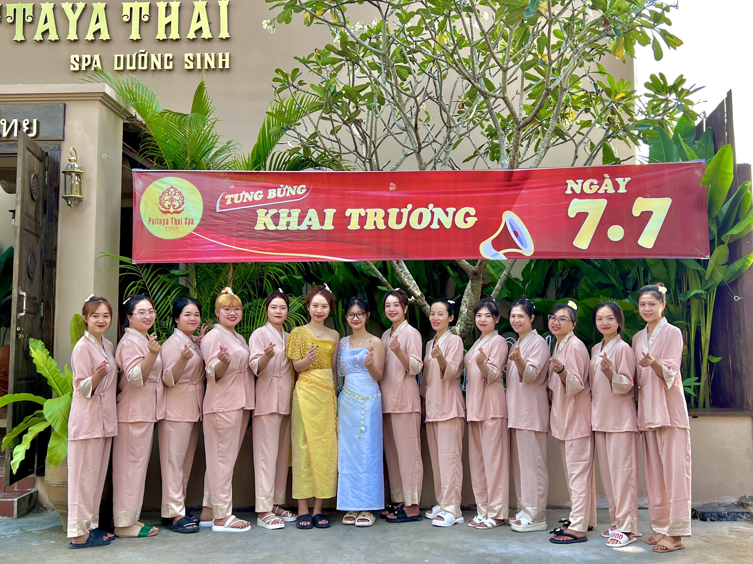 Pattaya Khai trương Hồng Phát